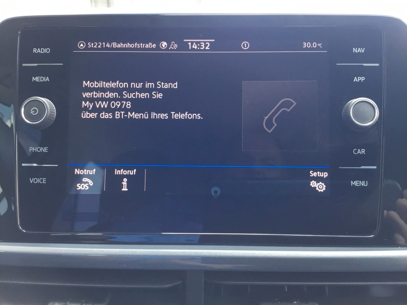 Fahrzeugabbildung Volkswagen T-Roc 1.5 TSI DSG Style+AHK+LED+ACC+17"+Kamera