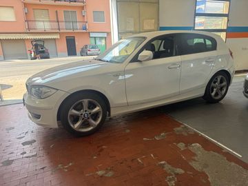 BMW 118 - 1
