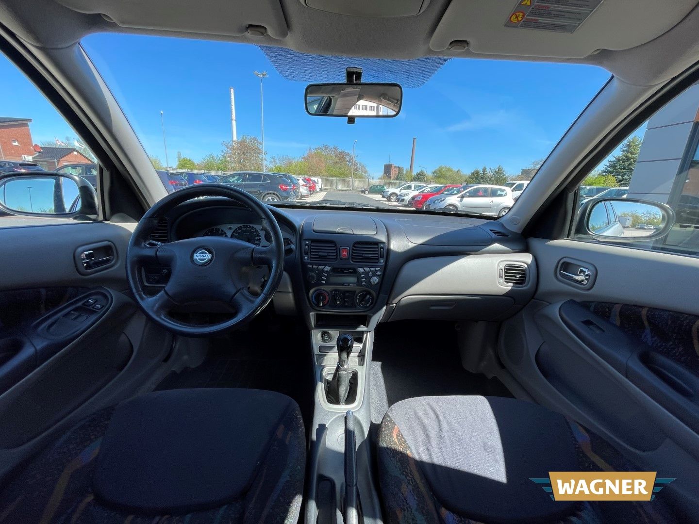 Fahrzeugabbildung Nissan Almera Comfort Klimaanlage 1 - Hand
