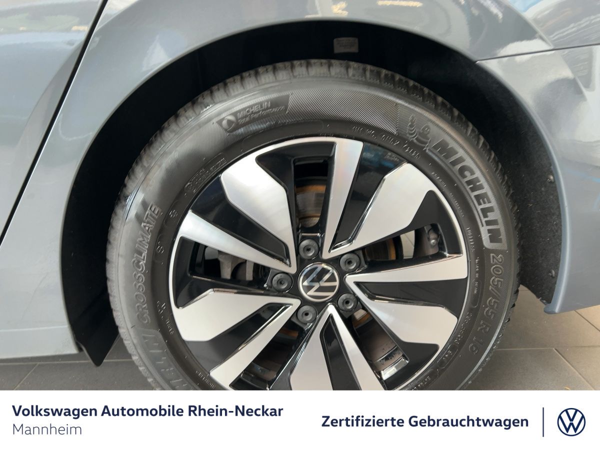Volkswagen Golf - Bild 15