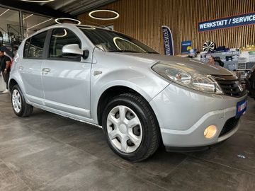 MYAUTOCENTER – Gebraucht- und Jahreswagen mit Werkstattservice in Pfaffenhofen Dacia Sandero Laureate *AHK*TÜV:328*1-Hand*