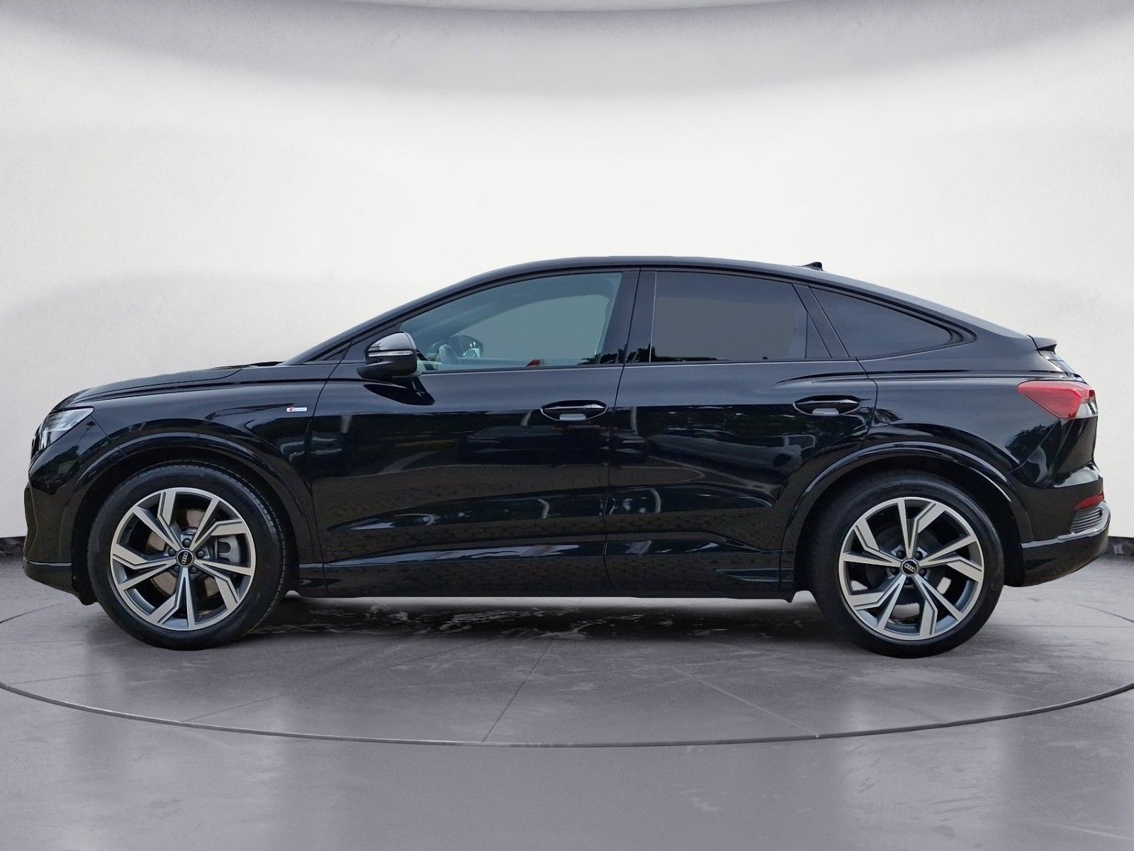 Audi Q4 e-tron Sportback 50 quattro imagem 3