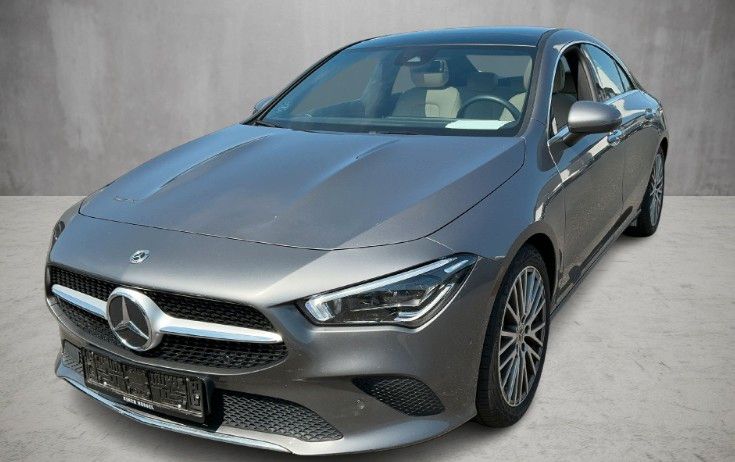 Image of Mercedes-Benz CLA 200