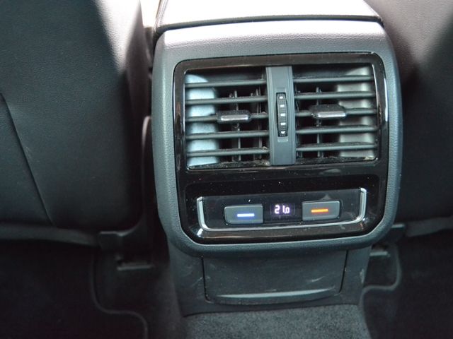 Passat Variant 2.0 TDI DSG Elegance AHK/MATRIX-L