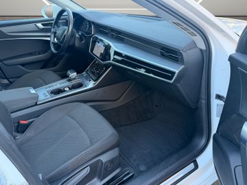 Audi A6 - 12