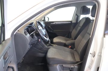 Volkswagen Tiguan - 10