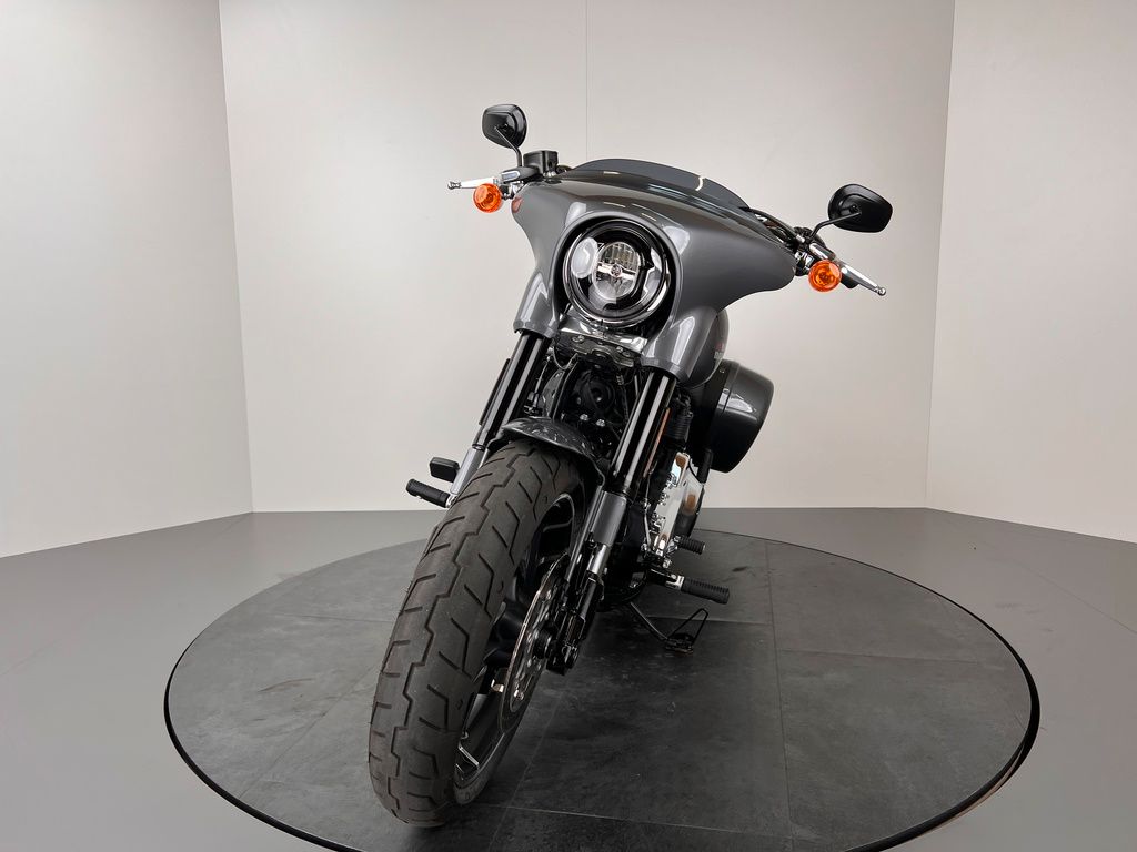 Fahrzeugabbildung Harley-Davidson SPORT GLIDE *TOP-ZUSTAND *WENIG KILOMETER