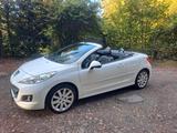 Peugeot Weißer 207 CC Allure zu verkaufen - Peugeot 207 W* mit Diesel-Antrieb
