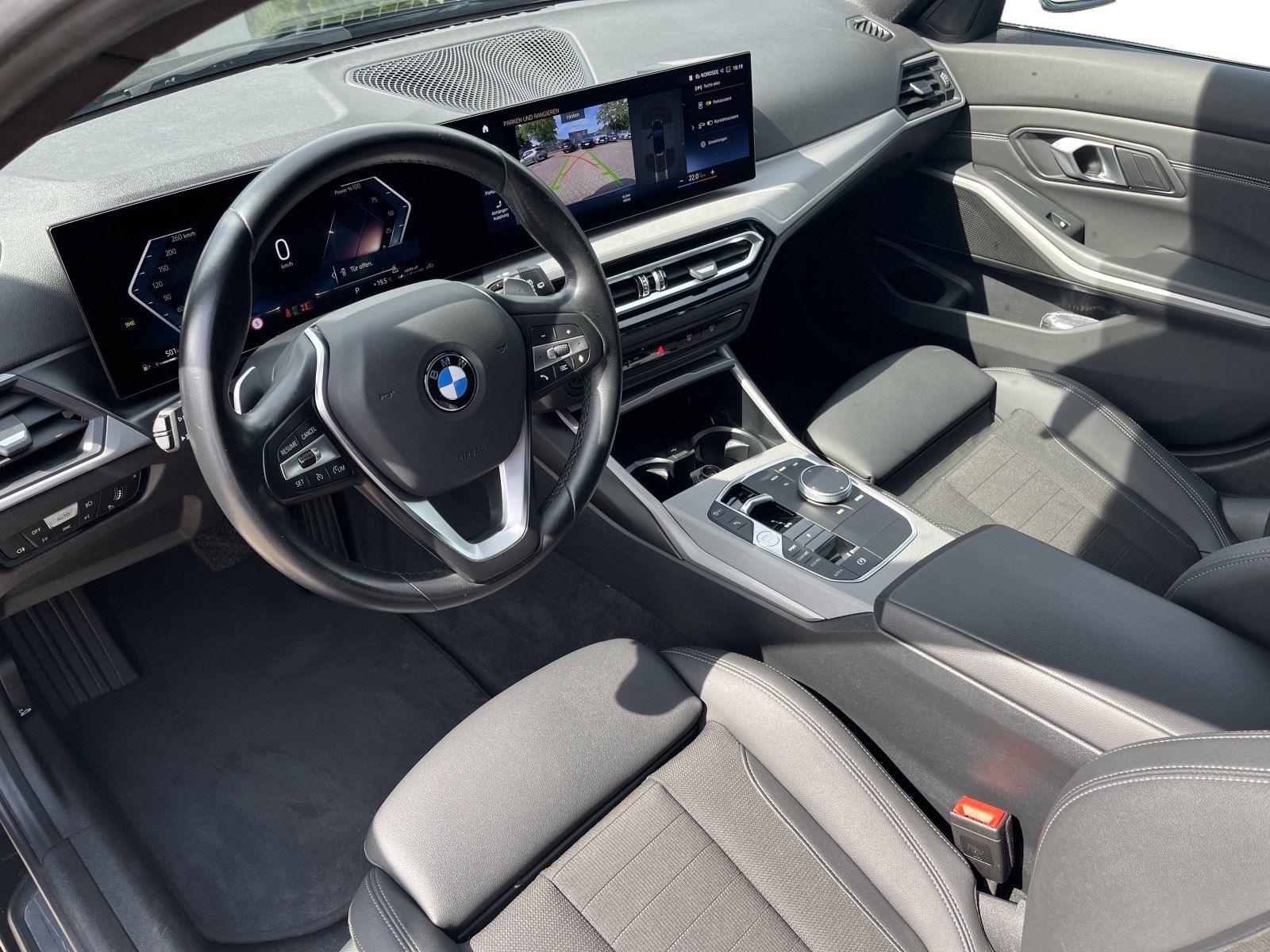 BMW 318d Touring AHK RFK HIFI LORDOSE SPORTSITZE LED foto 12