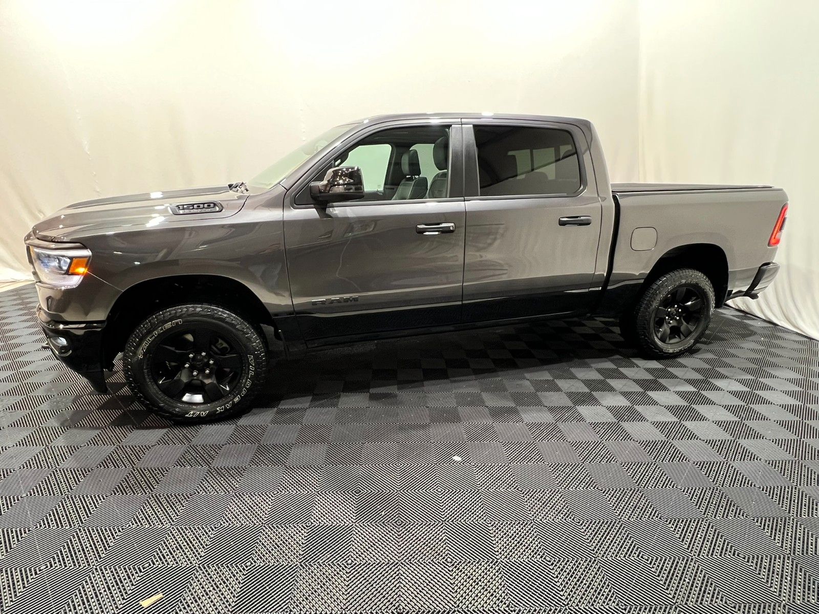 Fahrzeugabbildung Dodge RAM 1500 Back Country Crew Cab 4x4 Offroad