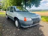 Opel Kadett-E Caravan H-KENNZEICHEN - Opel Kadett: Automatik