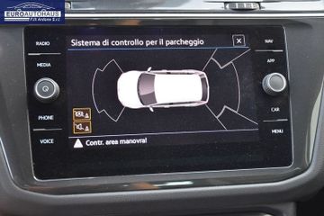 Volkswagen Tiguan - 11