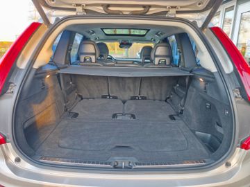 Volvo XC90 Momentum AWD*Vollausstattung*AHK*7-Sitzer*