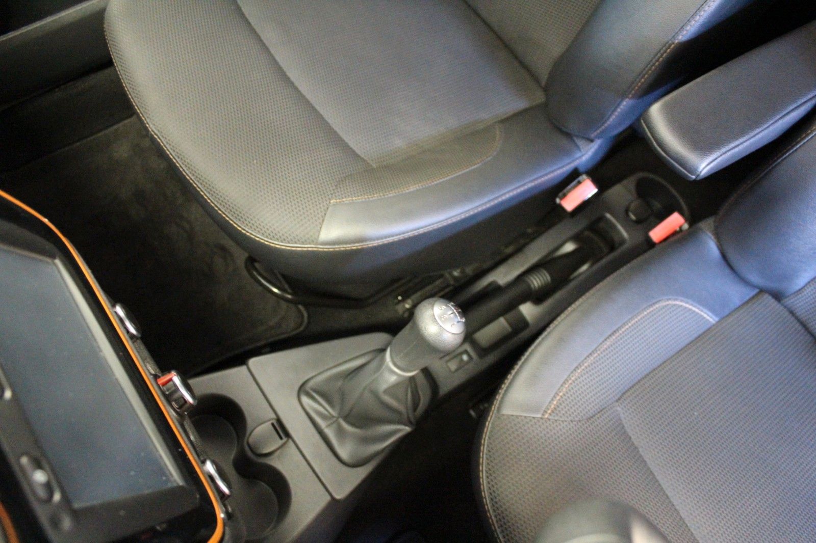 Fahrzeugabbildung Dacia Dokker TCe 115 Stepway *Navi*Klima*AHK