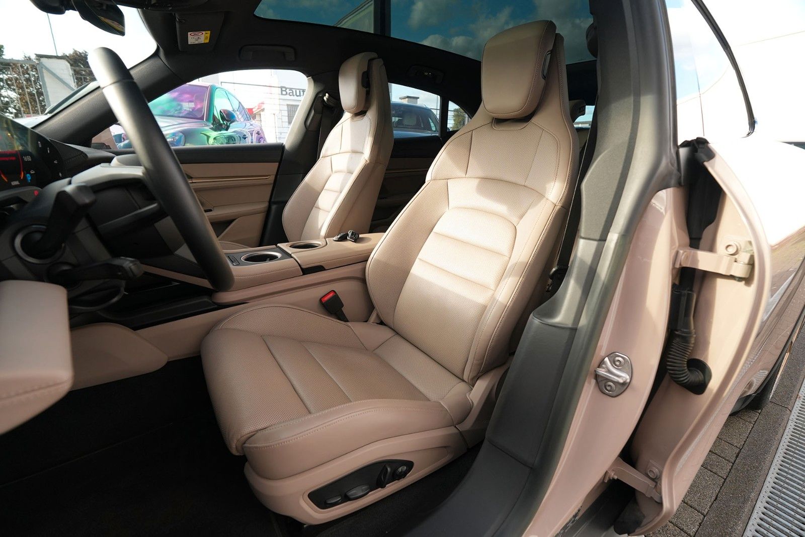Porsche Taycan 4S Cross Turismo COFFEEBEIGE-LEDER BEIGE imagem 2