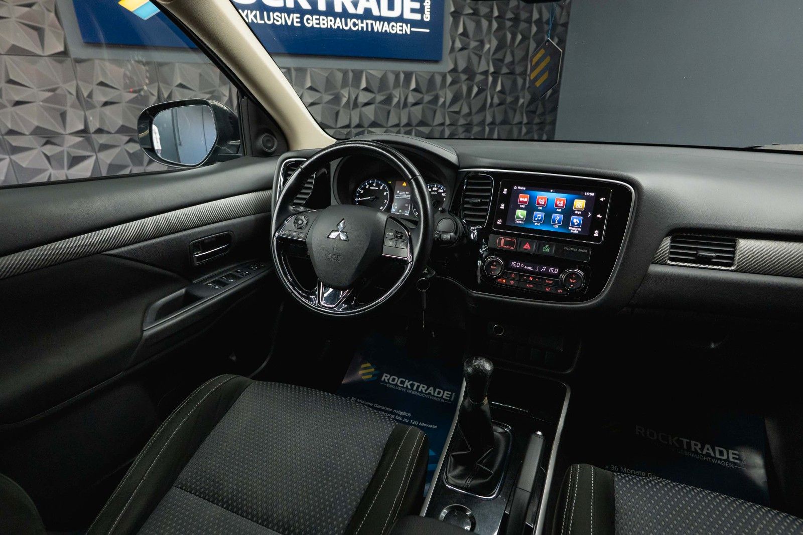 Fahrzeugabbildung Mitsubishi Outlander Edition 100 2WD | DAB | Kamera | 1Hand