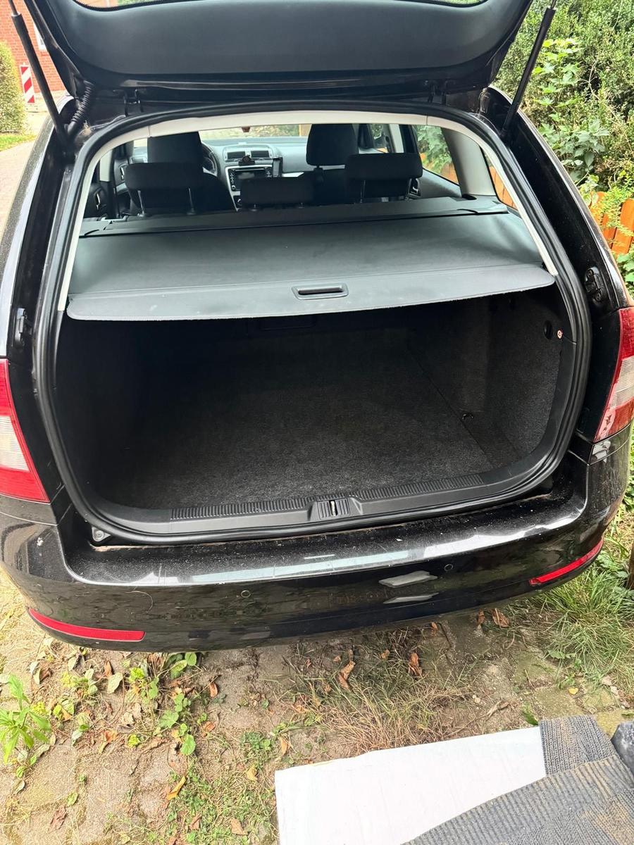 Skoda Yeti 2009 — engine