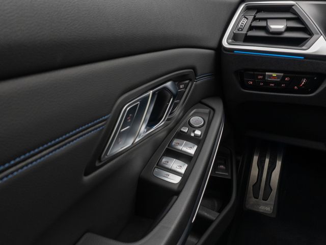 Foto Nummer 36: BMW 340i