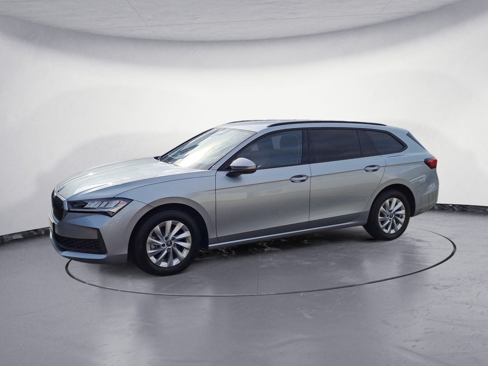 Skoda Superb - Bild 2