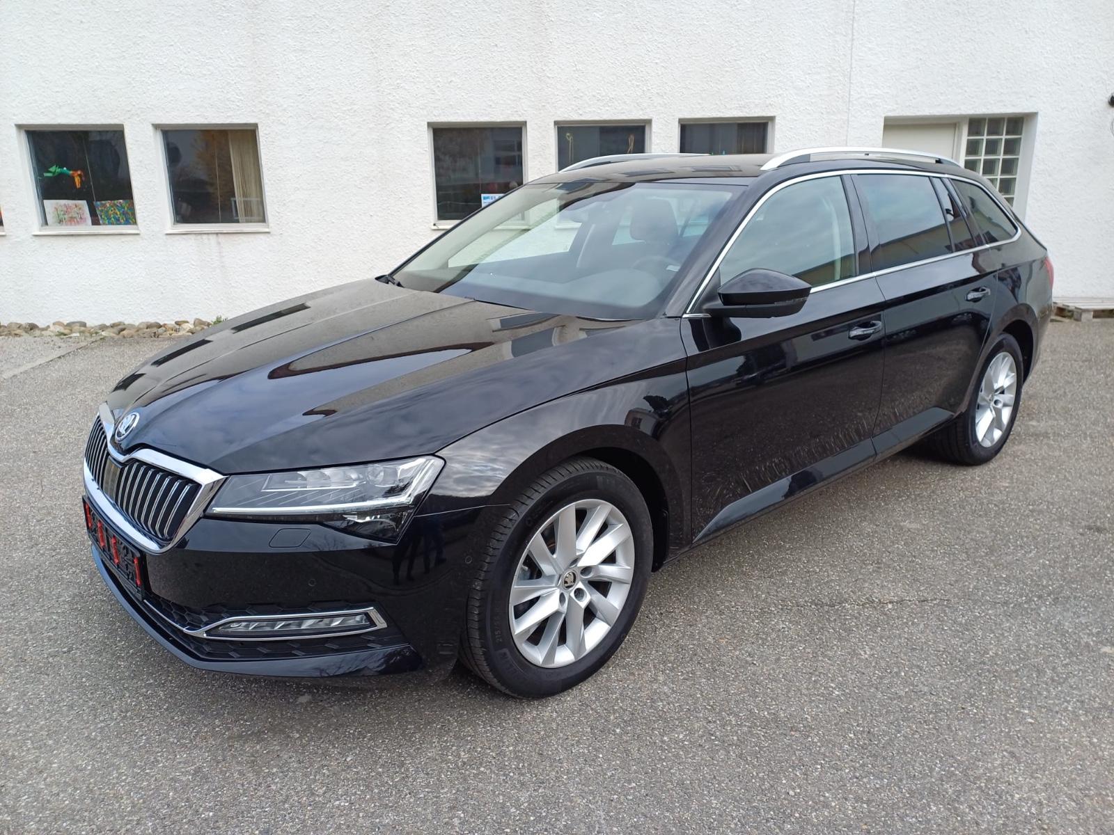 Skoda Superb Combi Style / ACC / AHK / Kamera / Navi