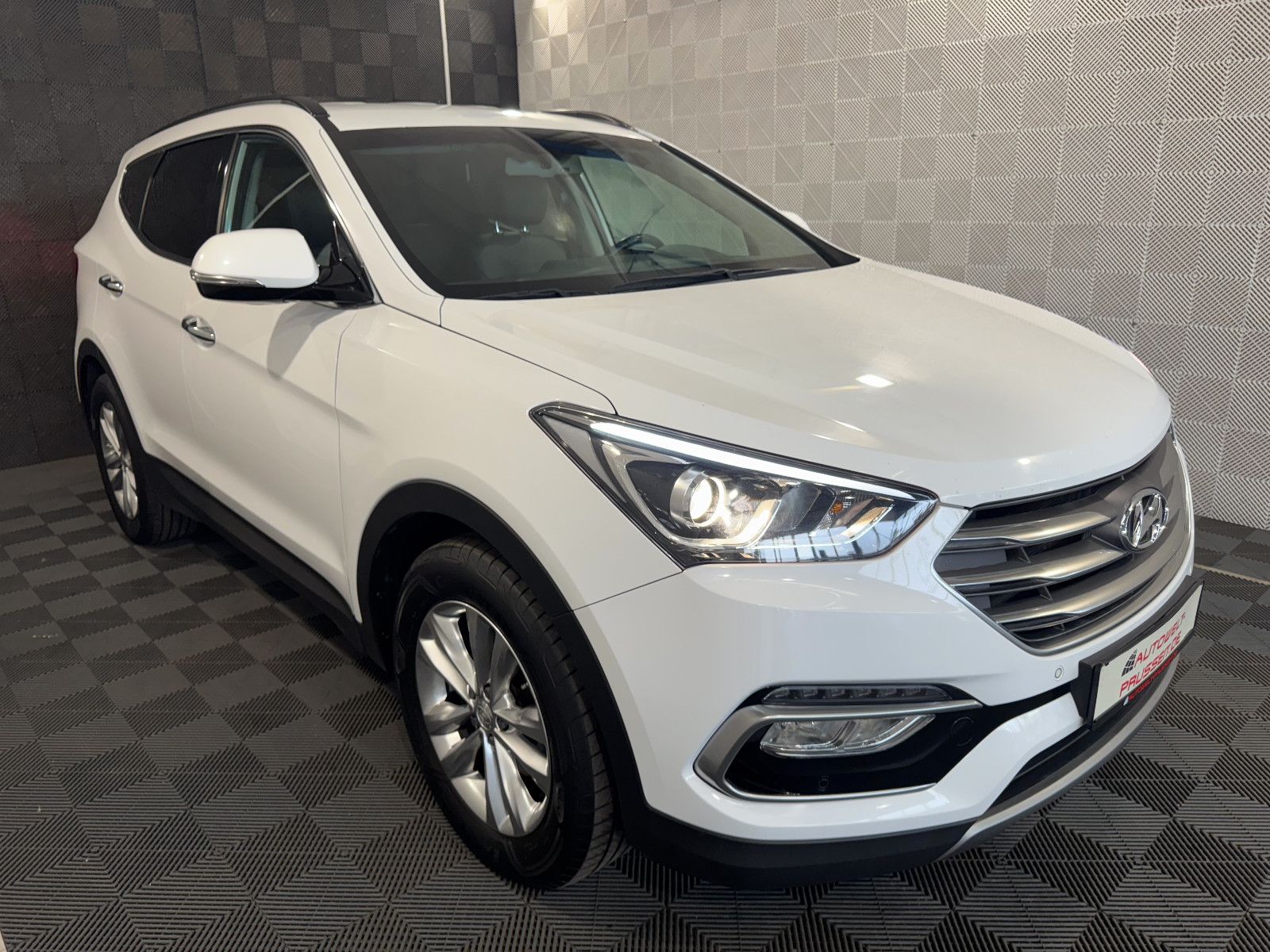 Gebrauchtwagen Hyundai SANTA FE Santa Fe*STYLE*INFINITY*R.KAM-LEDER-DAB-18" in Horb am Neckar