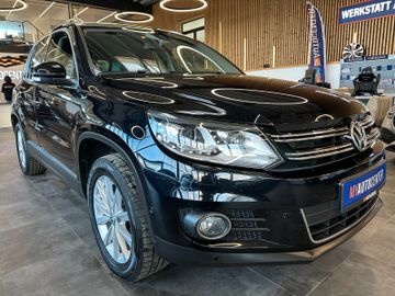 Volkswagen Tiguan Sport & Style 4Motion *BiXenon*Navi*AHK*