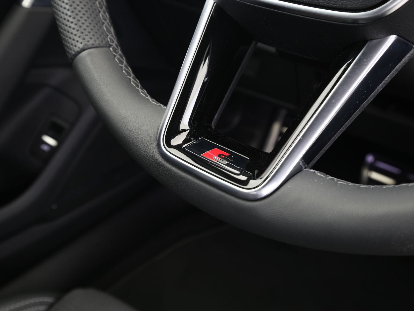 Audi S6 - Bild 17