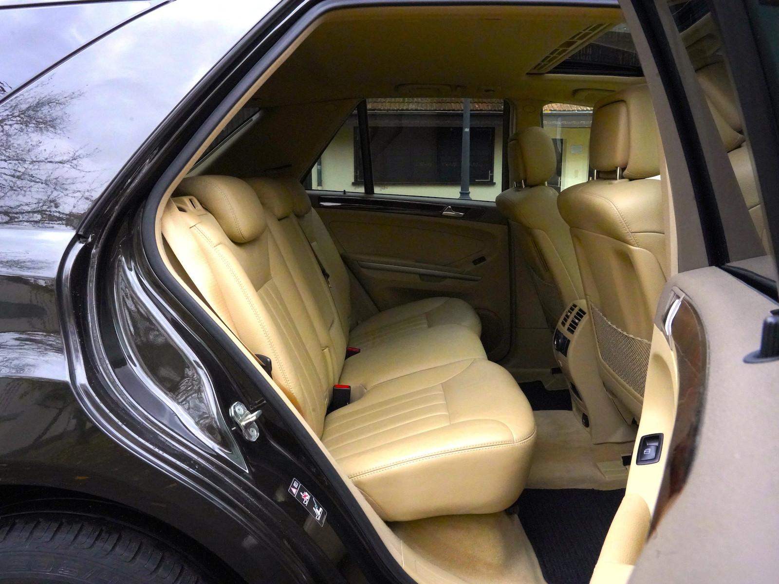 Mercedes-Benz ML 500 4Matic*AMG-Styling~Offr-Paket~StHz~AHK*