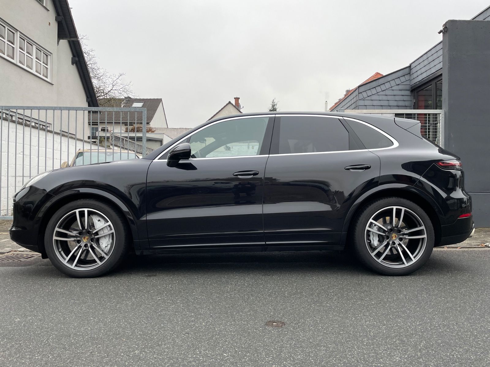 Fahrzeugabbildung Porsche Cayenne Turbo V8 |HUD|ACC|PDCC|Matrix|Softclose|