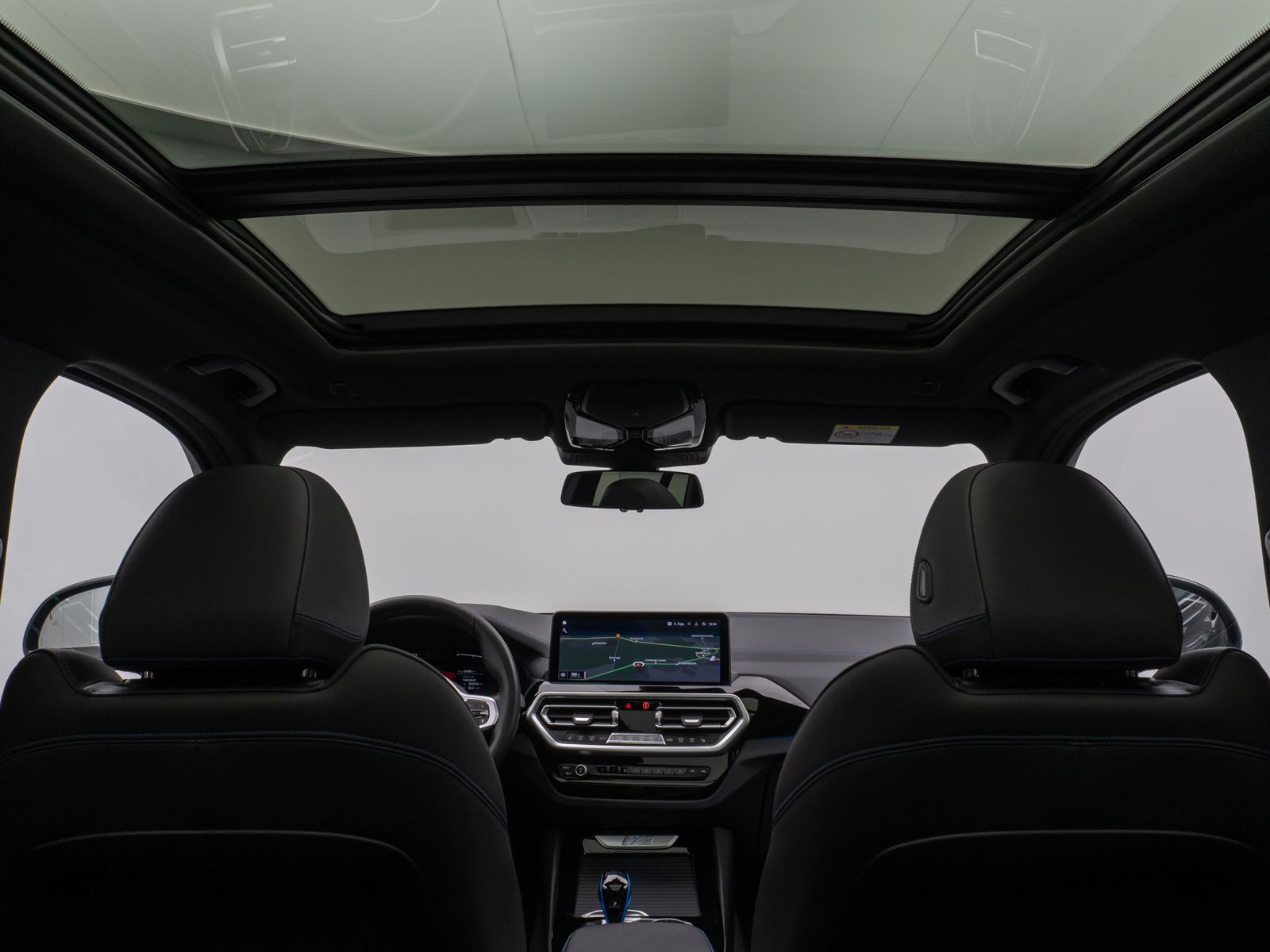 Fahrzeugabbildung BMW iX3 Impressive M Sport Panorama 360°HUD DAB H/K