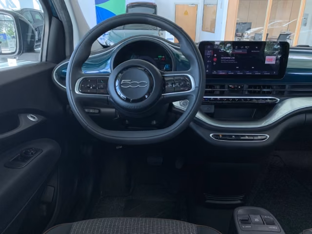 Fiat 500e Icon Navi Digitales Cockpit Klimaautom DAB