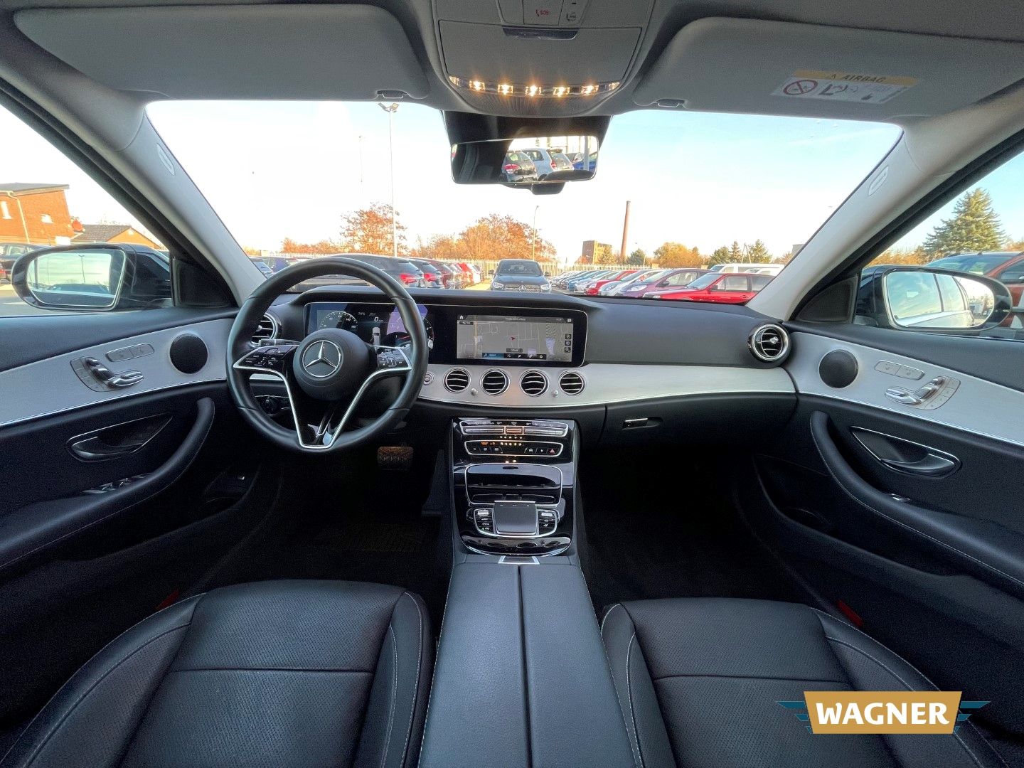 Fahrzeugabbildung Mercedes-Benz E 450 T 4Matic Multibeam LED Memory