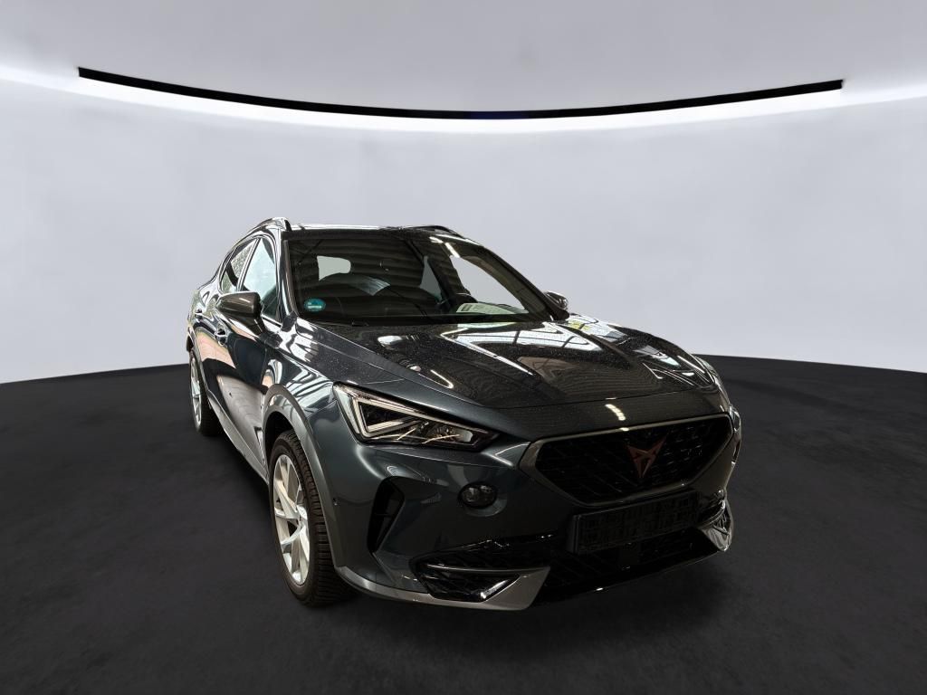 Cupra Formentor 1.4TSI e-Hybrid LED/PANO/ACC/AMBI imagem 2