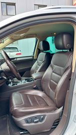 Volkswagen Touareg - 7