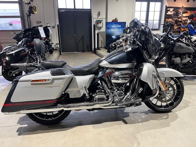 Harley-Davidson FLHXSE Street Glide CVO 117 Jekill Wilbers