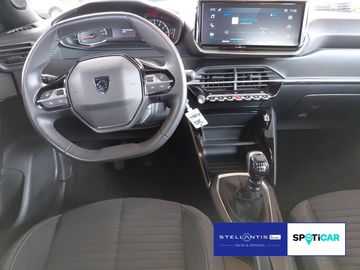 Peugeot 2008 - 8
