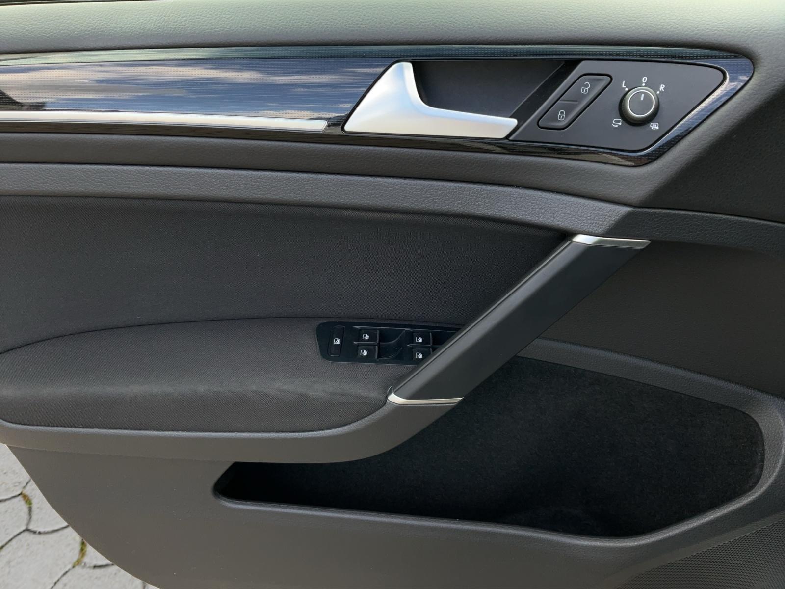 Volkswagen Golf VII Variant Highline 1.5 TSI DSG ACC/NAV, миниатюра 7