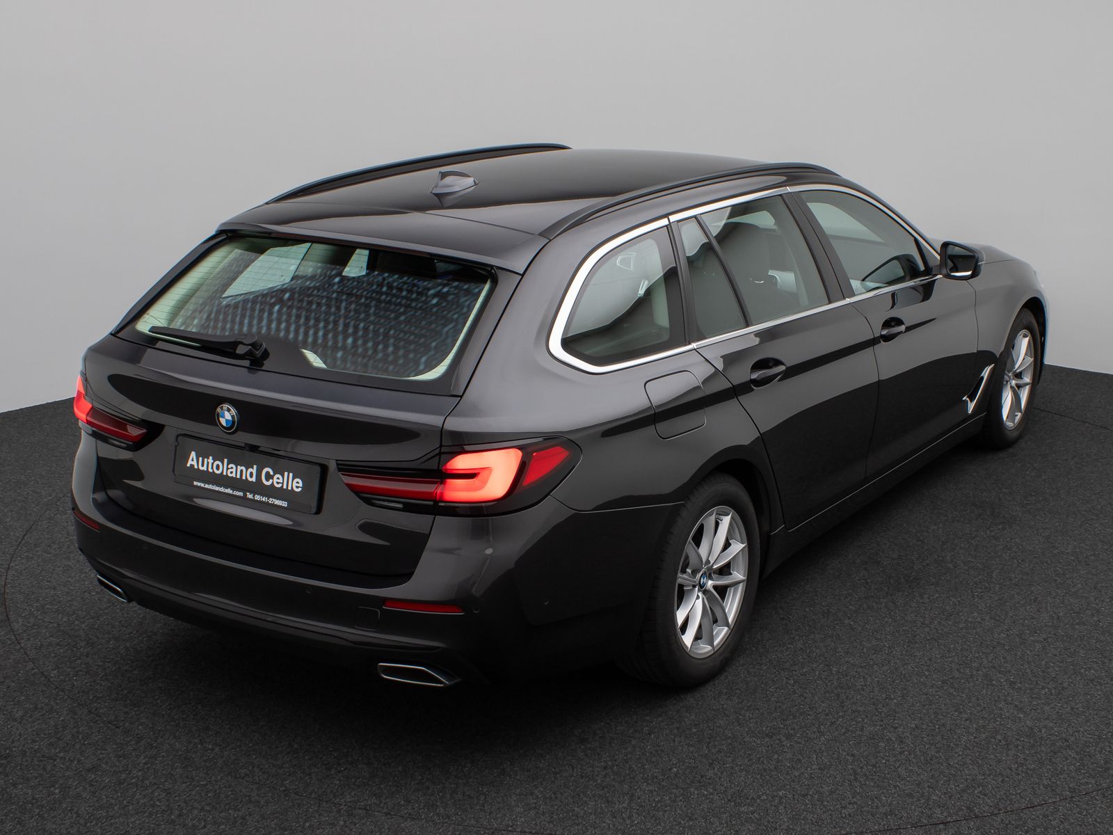 Fahrzeugabbildung BMW 520d Kamera DAB CockPitPro Alarm Sport Leder LED
