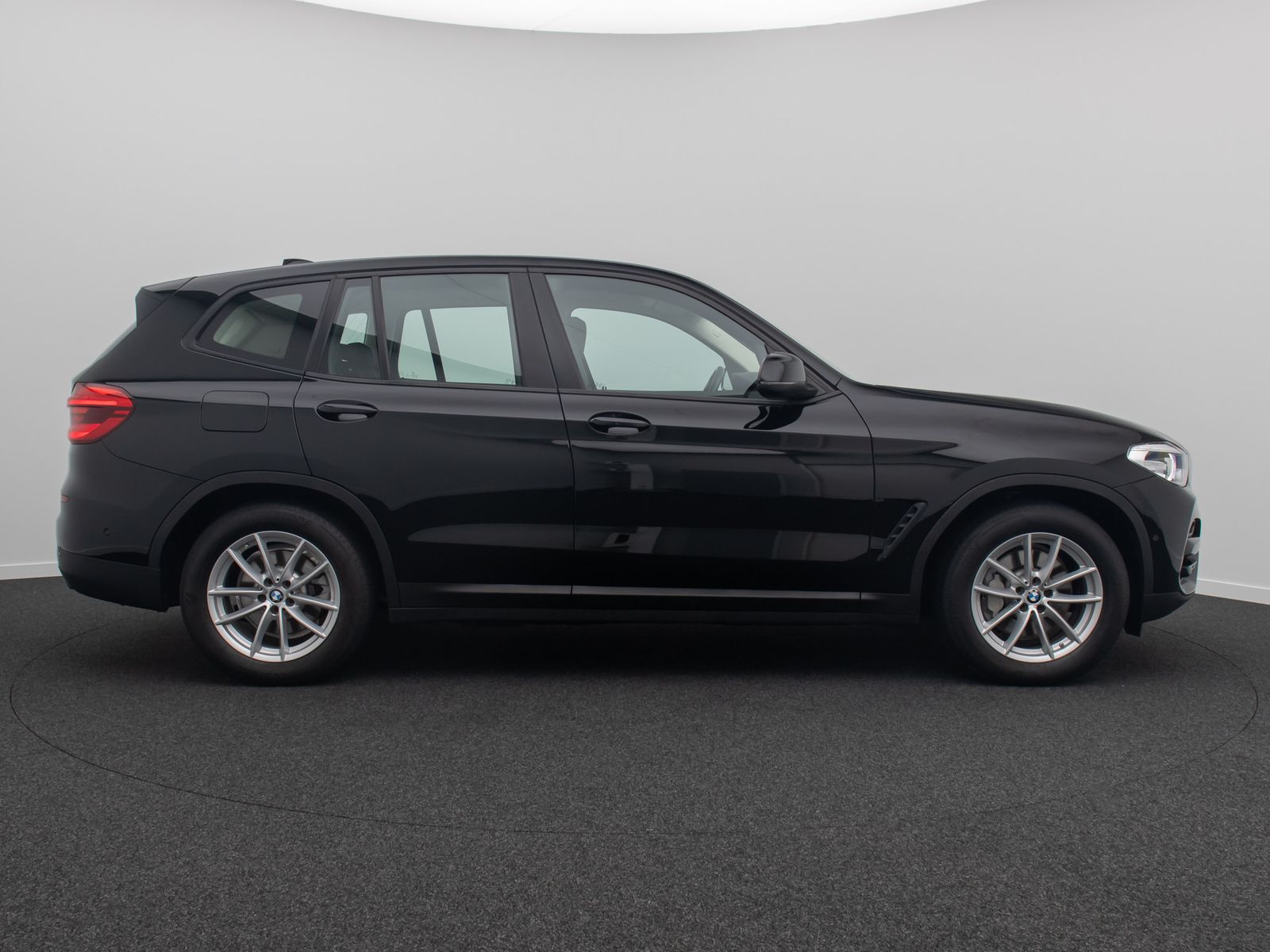 Fahrzeugabbildung BMW X3 xD30e Kamera HUD DAB Komfort Sport LED 18Zoll