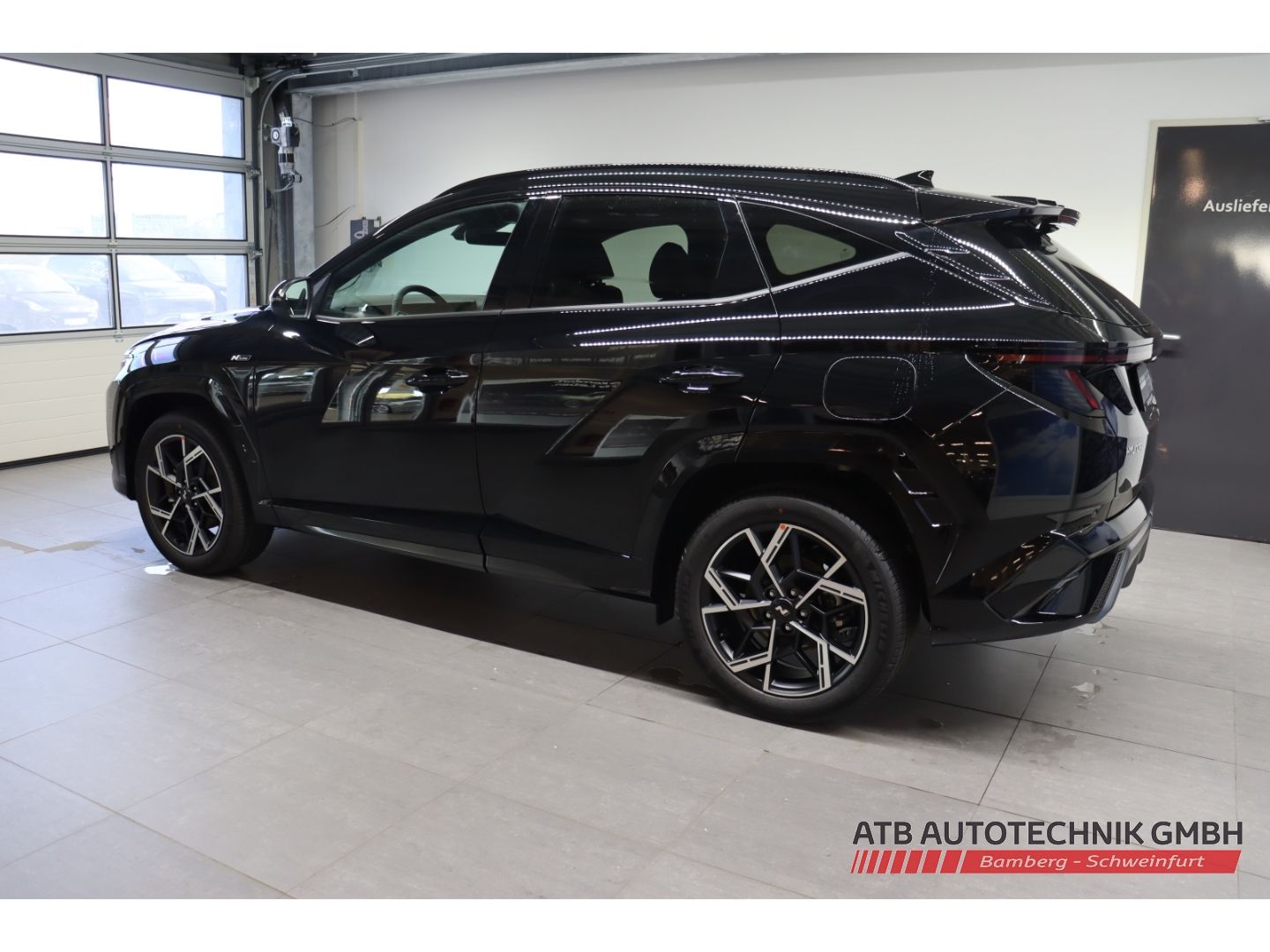Fahrzeugabbildung Hyundai Tucson Hybrid N-Line PHEV 1.6 T-GDI 288PS 2WD 6-