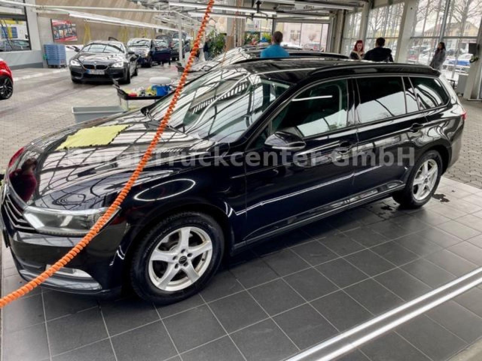 Volkswagen Passat Variant 1.6TDI -88kw- TrendlineDSG