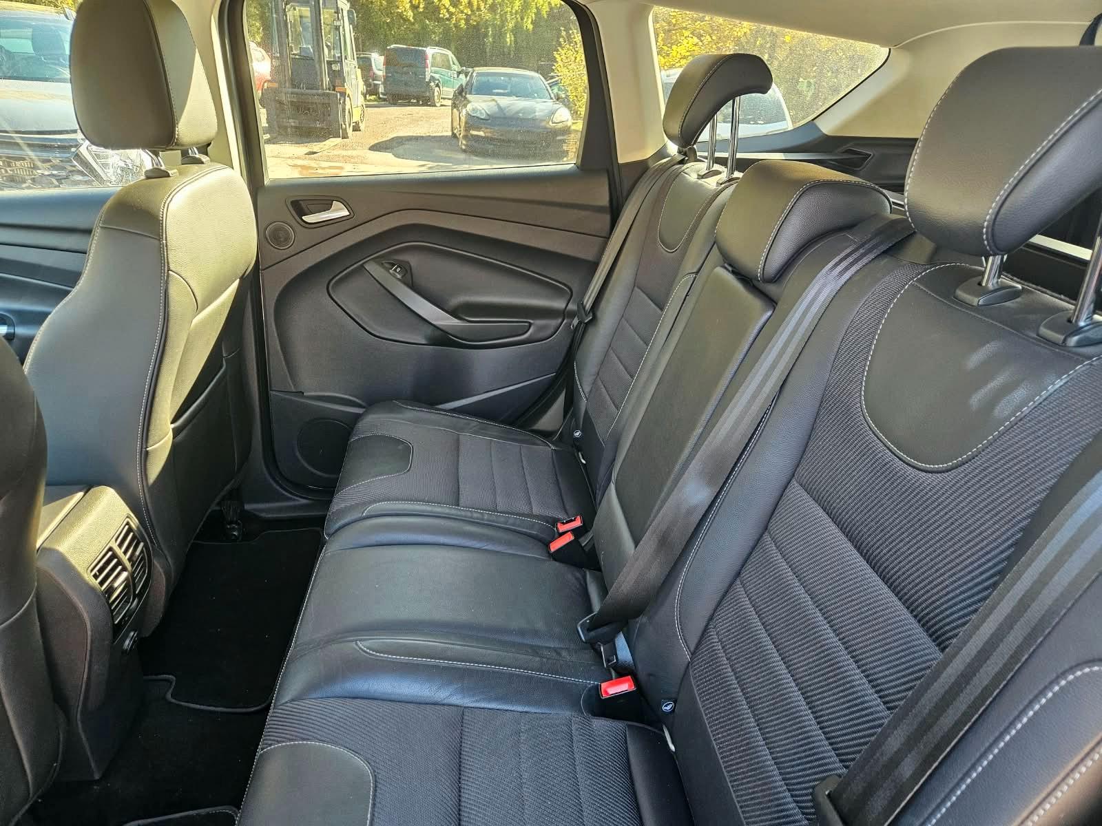 Ford Kuga 2015 — фото 16