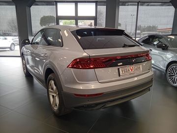 Audi Q8 - 6