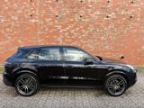 Porsche Cayenne E-Hybrid-PASM-MEMORY-CHRONO-AHK-DAB-MWST - Porsche: Plug-In Hybrid, Geländewagen, Automatik