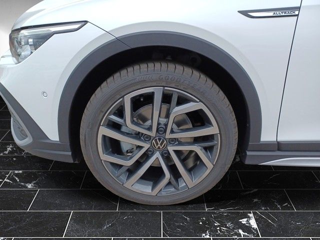 Fahrzeugabbildung Volkswagen Golf VIII Variant TDI Alltrack 4Mo DSG Navi Matr