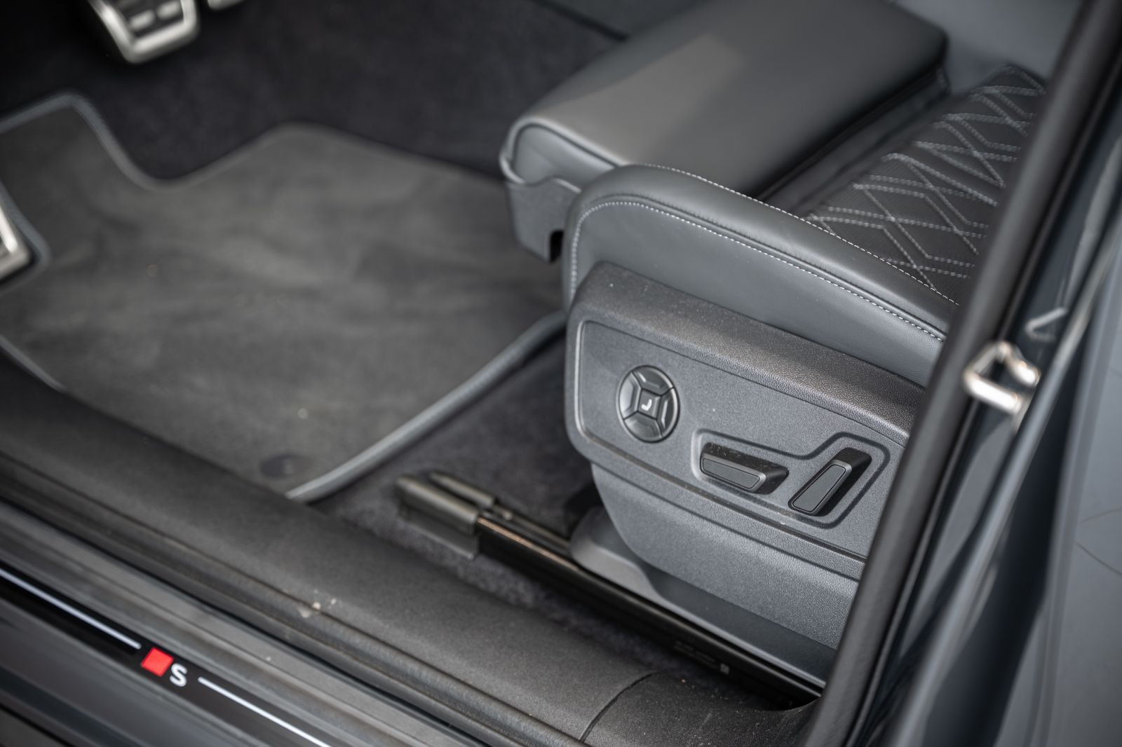 Audi SQ5 - Bild 21