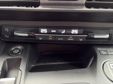 Citroën Berlingo Max XL 1.5 BHDi 130 °LED°Navi°RFK°PDC°