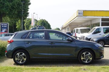 Hyundai i30 1.5 DPI NAVI-LED-KAMERA-SHZG-PDC-