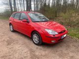 Ford Focus 1.6 Ghia *80.000km*Sitzheizung* - Ford Focus aus 2003: Ghia