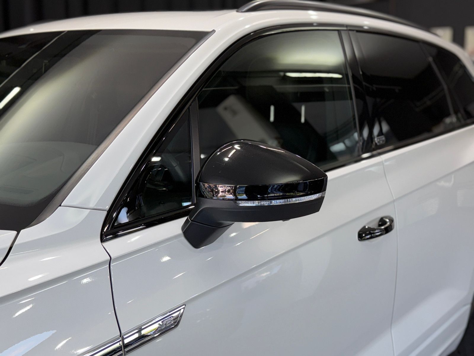 Fahrzeugabbildung Volkswagen Touareg R-Line 4Motion|PANO|NIGHT|LAST EDITION|